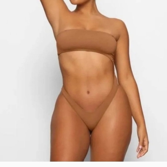 Skims Swim Monokini One piece Cut Out with removable straps almond size 4x nwt - Picture 7 of 8